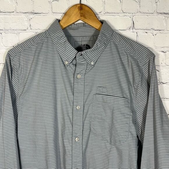 The North Face Mens Gray Striped Long Sleeve Shirt size M Medium - Picture 2 of 8